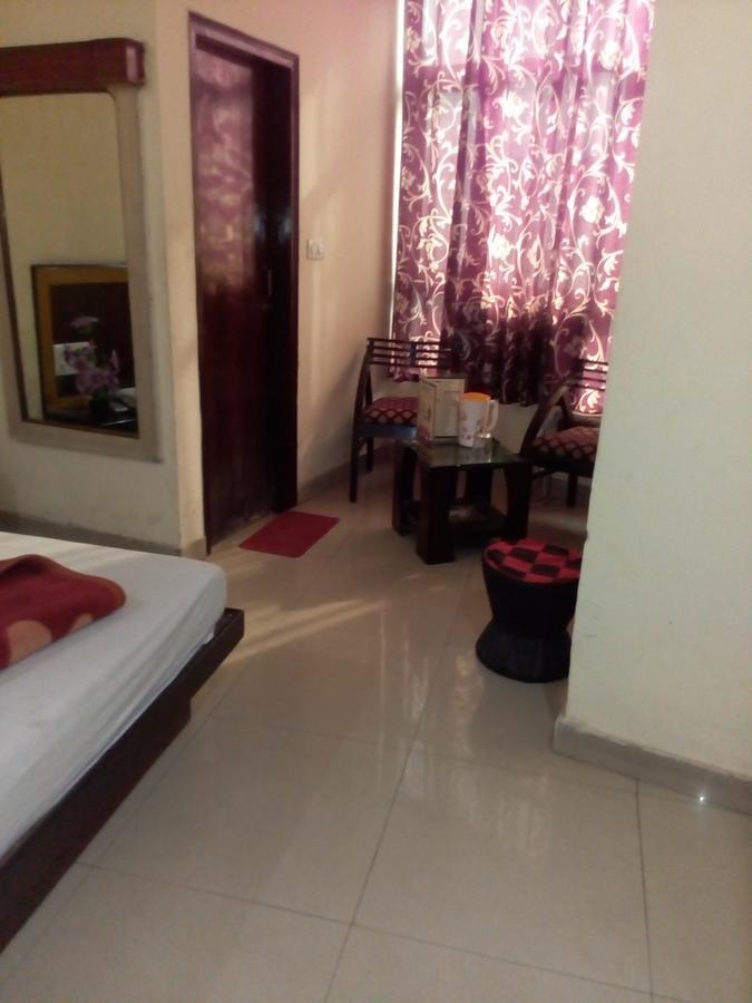 Star International Hotel New Delhi Ngoại thất bức ảnh