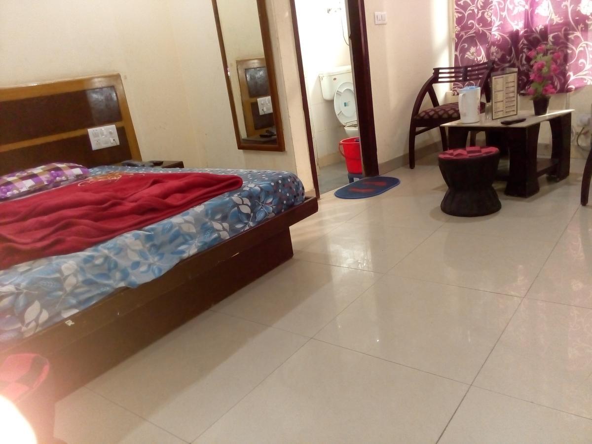 Star International Hotel New Delhi Ngoại thất bức ảnh